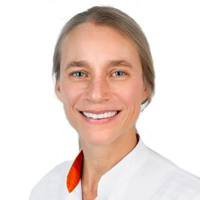 Dr. Anna Bruynzeel